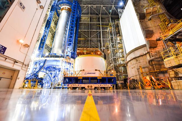 NASA image: Engine Section for NASA’s SLS Rocket Moved for Final Integration